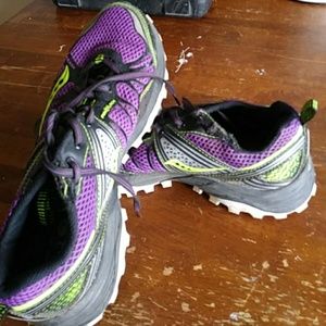 Saucony trail shoes